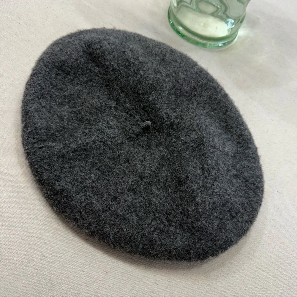 Charcoal Gray and Black Wool Beret Hat